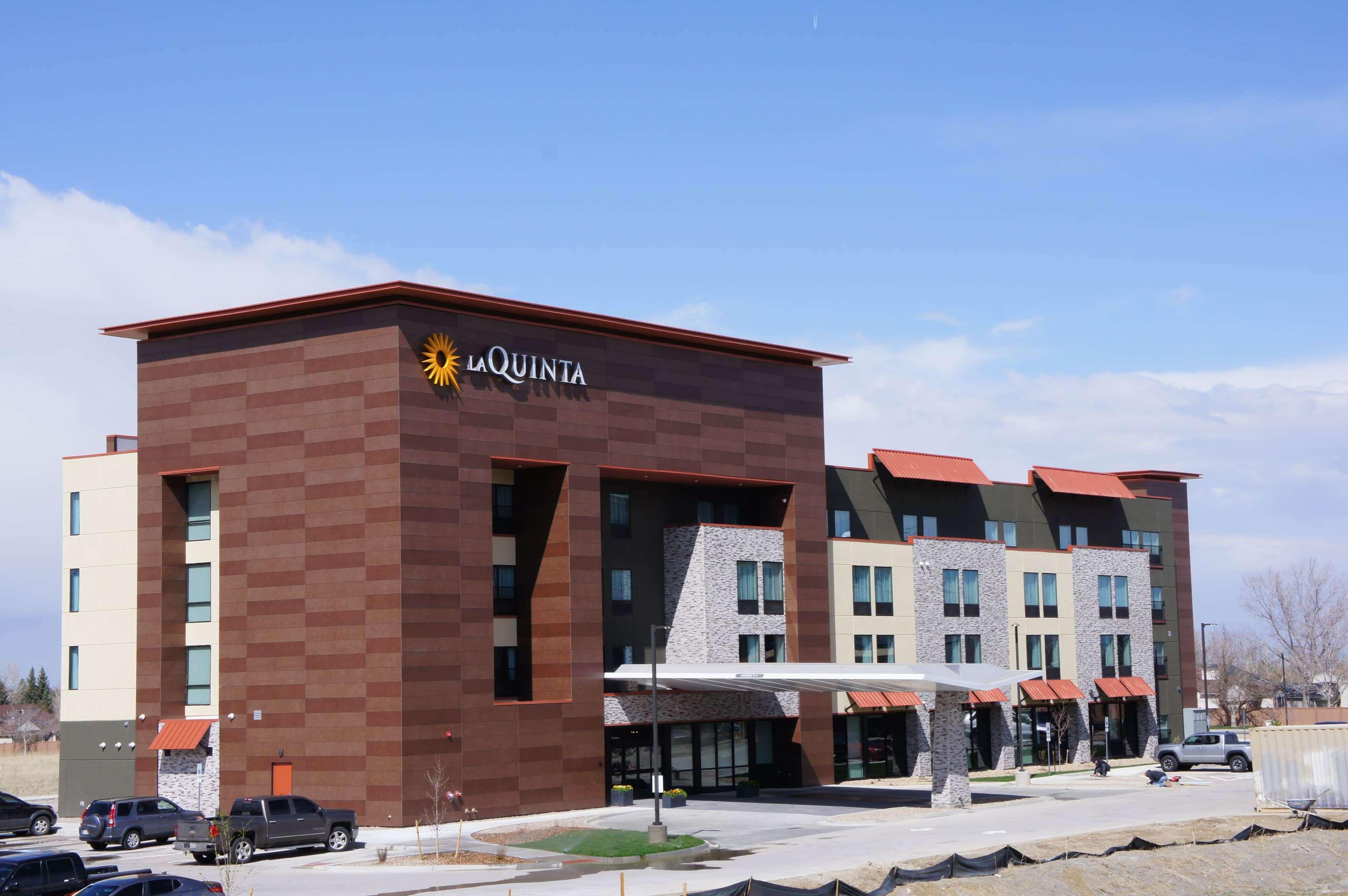 La Quinta Inn & Suites By Wyndham Littleton-Red Rocks Exterior photo